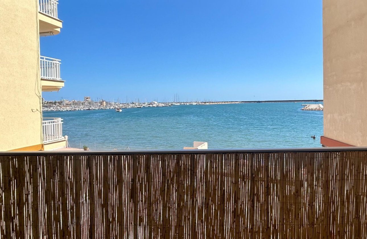 Herverkoop - Appartement -
Torrevieja - Acequion