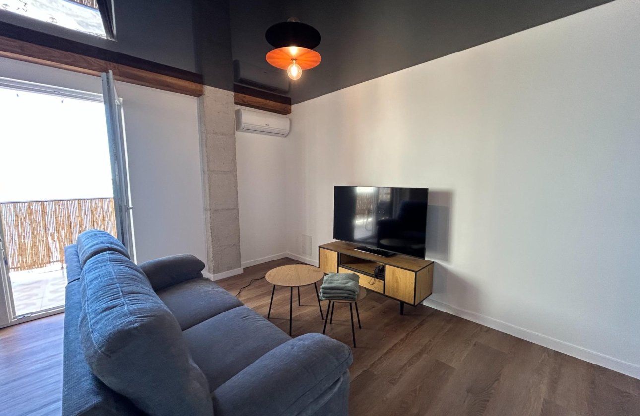 Herverkoop - Appartement -
Torrevieja - Acequion