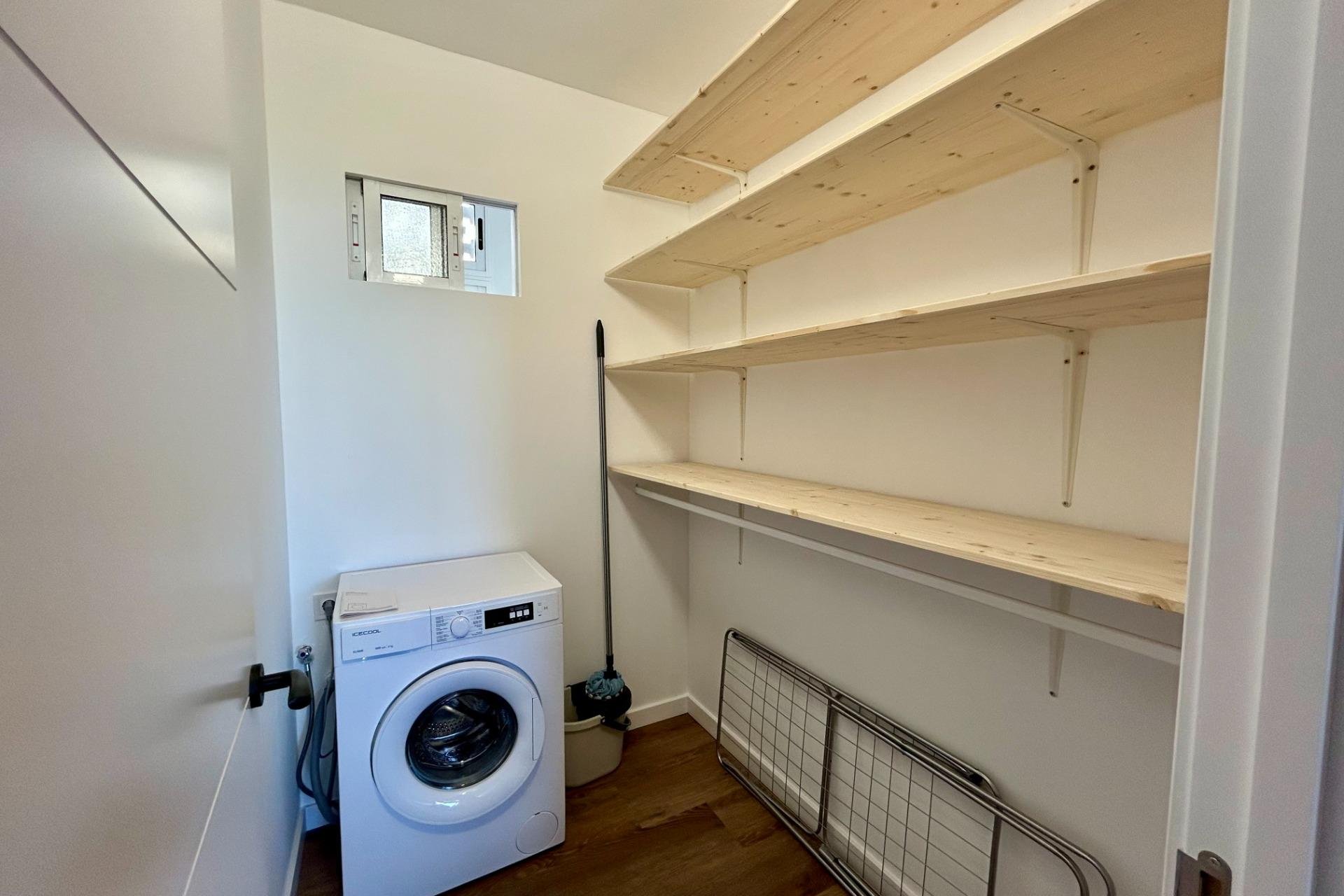 Herverkoop - Appartement -
Torrevieja - Acequion
