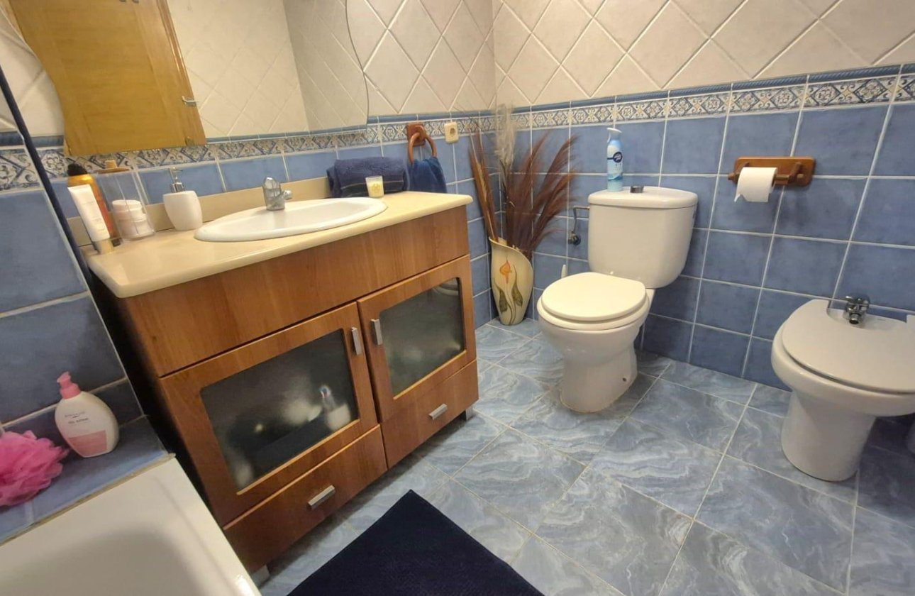 Herverkoop - Appartement -
Torrevieja - Acequion