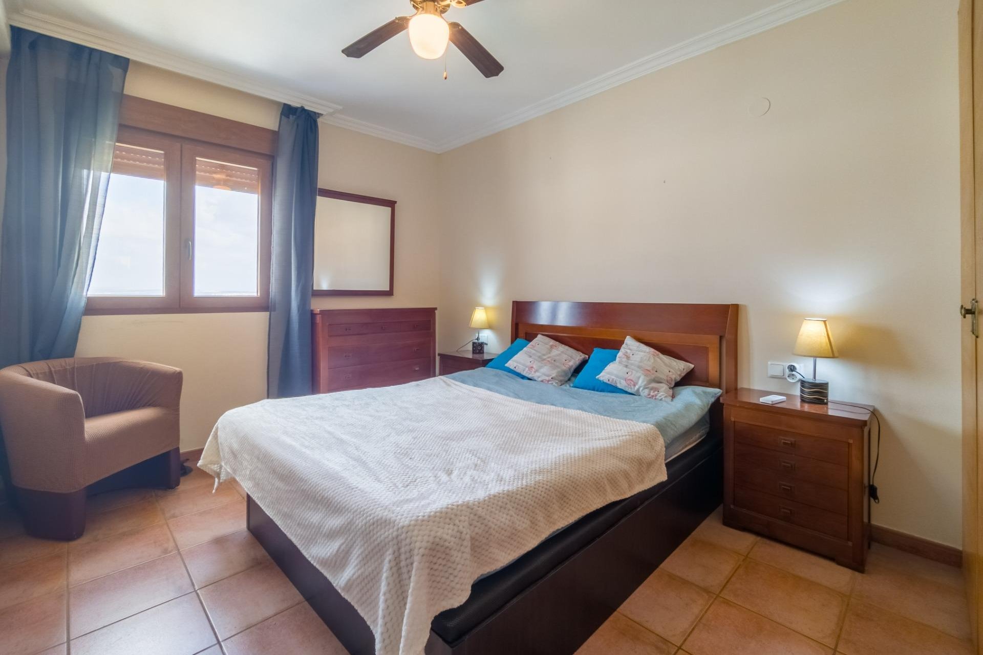 Herverkoop - Appartement -
Torrevieja - Acequion