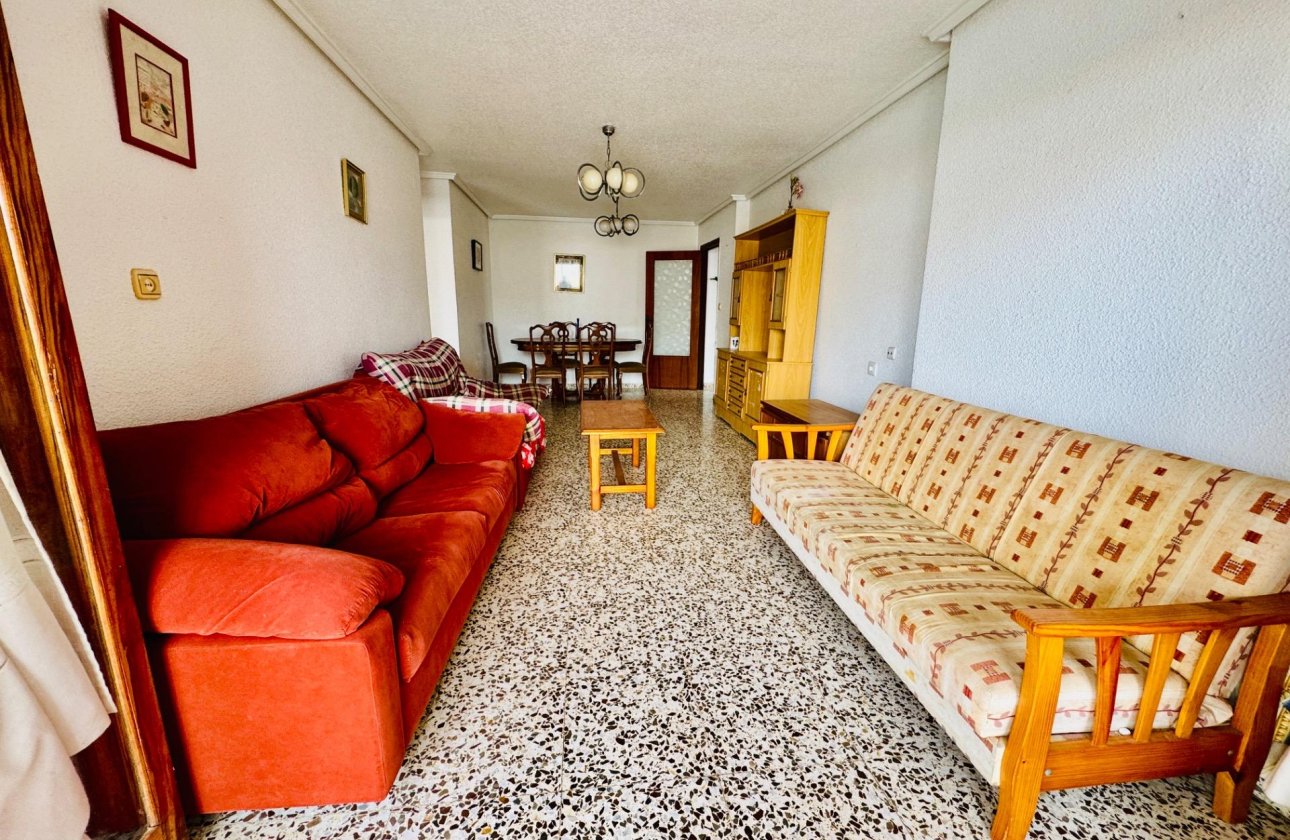 Herverkoop - Appartement -
Torrevieja - Acequion