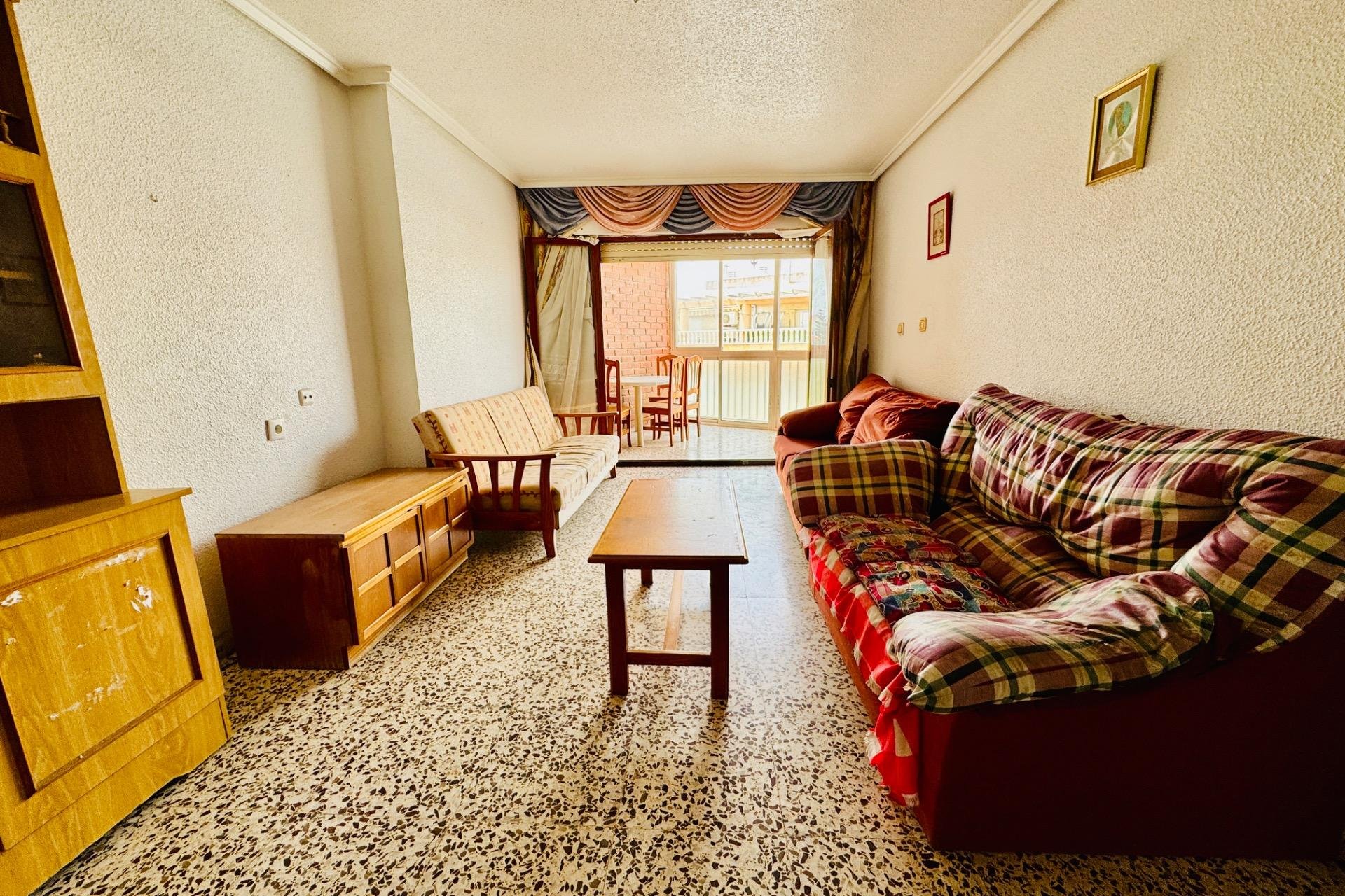 Herverkoop - Appartement -
Torrevieja - Acequion