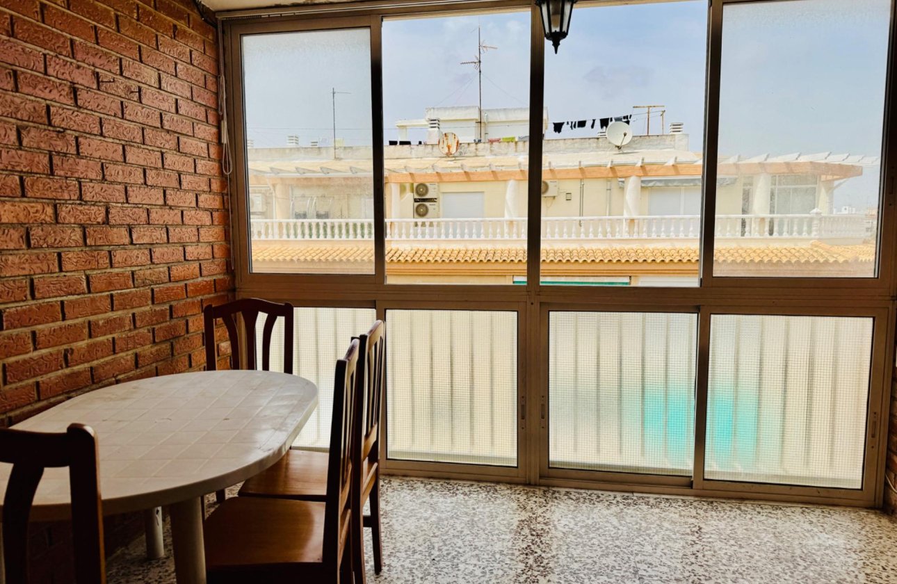 Herverkoop - Appartement -
Torrevieja - Acequion