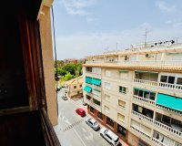 Herverkoop - Appartement -
Torrevieja - Acequion
