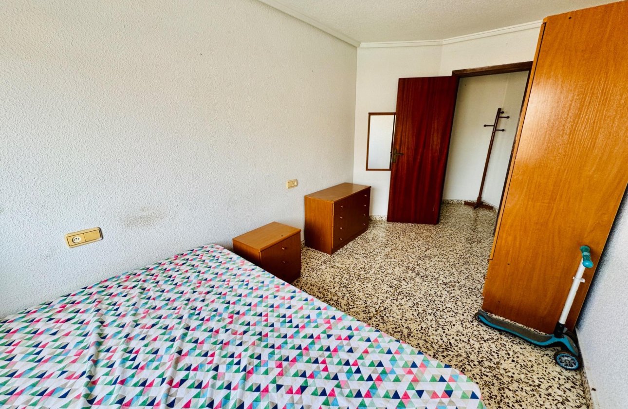 Herverkoop - Appartement -
Torrevieja - Acequion