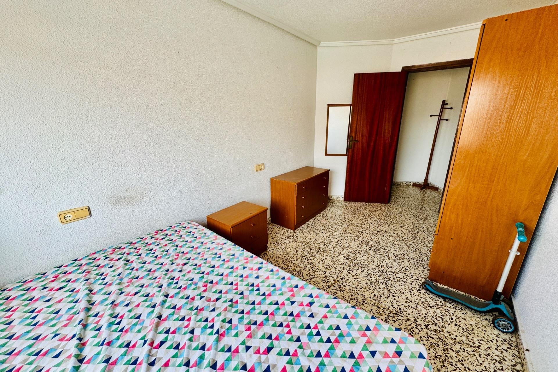 Herverkoop - Appartement -
Torrevieja - Acequion