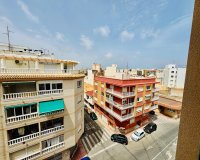 Herverkoop - Appartement -
Torrevieja - Acequion