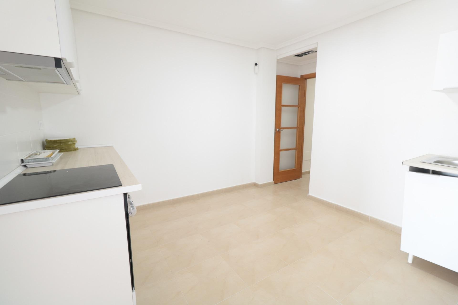 Herverkoop - Appartement -
Torrevieja - Acequion