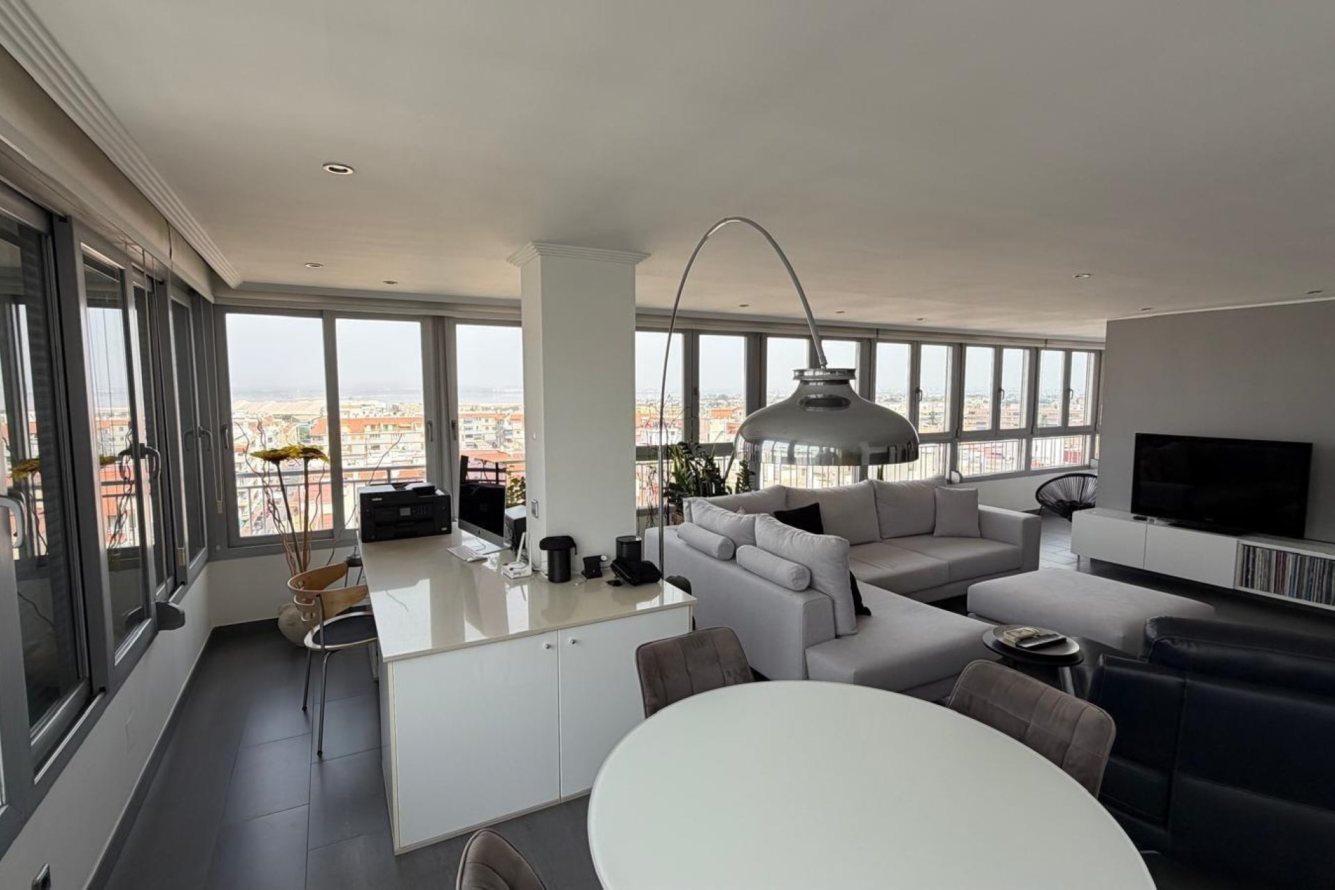 Herverkoop - Appartement -
Torrevieja - Acequion