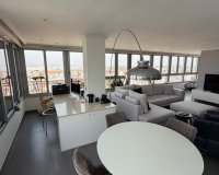Herverkoop - Appartement -
Torrevieja - Acequion