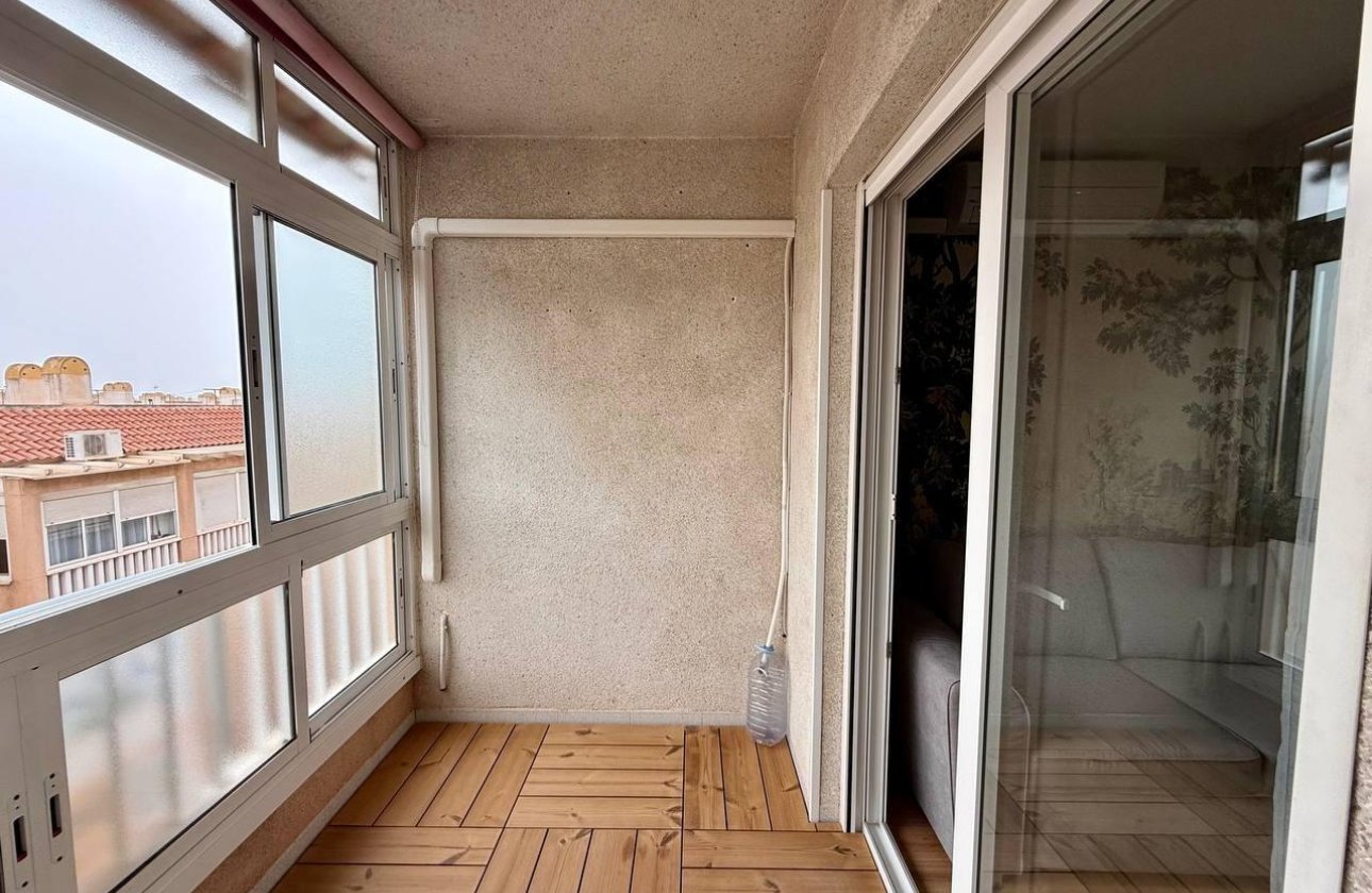 Herverkoop - Appartement -
Torrevieja - Acequion