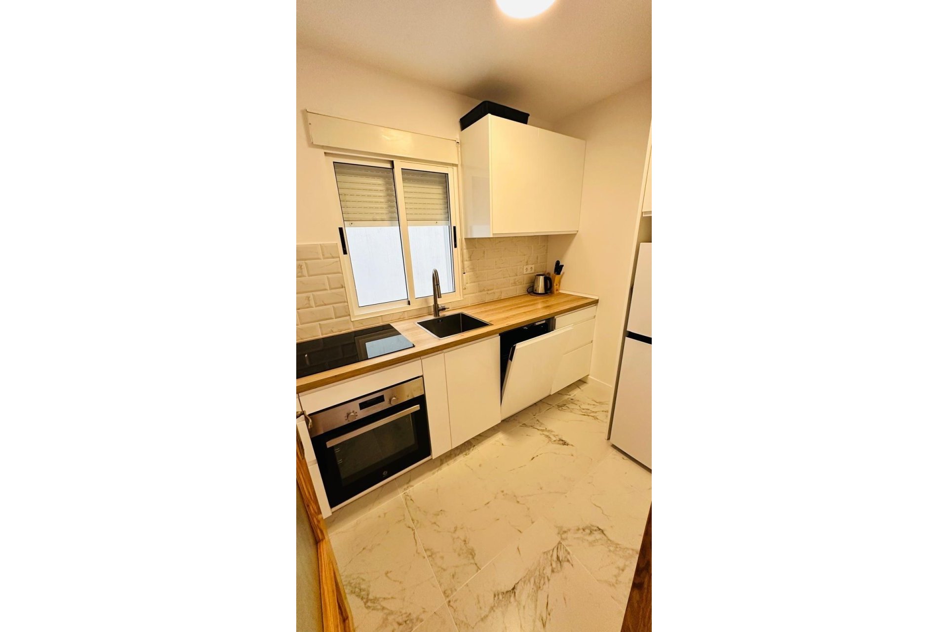 Herverkoop - Appartement -
Torrevieja - Acequion