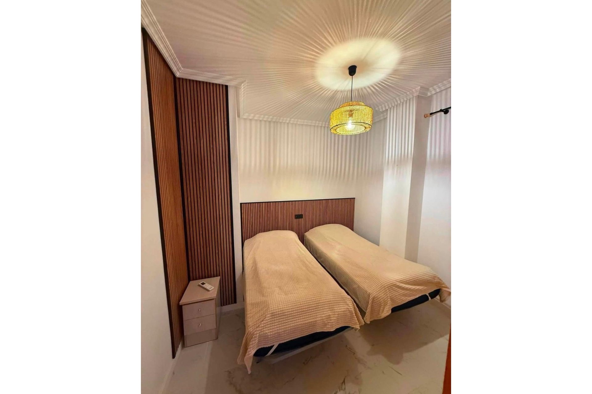 Herverkoop - Appartement -
Torrevieja - Acequion