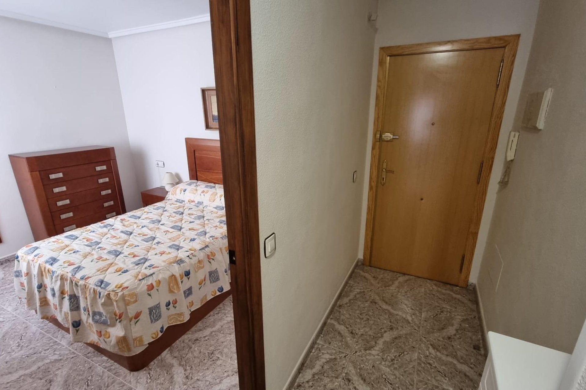Herverkoop - Appartement -
Torrevieja - Acequion