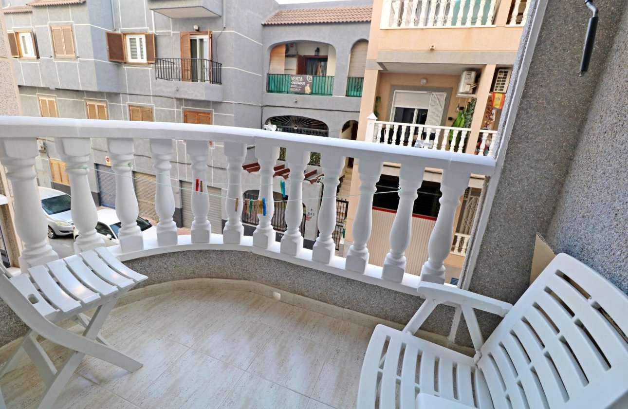 Herverkoop - Appartement -
Torrevieja - Acequion