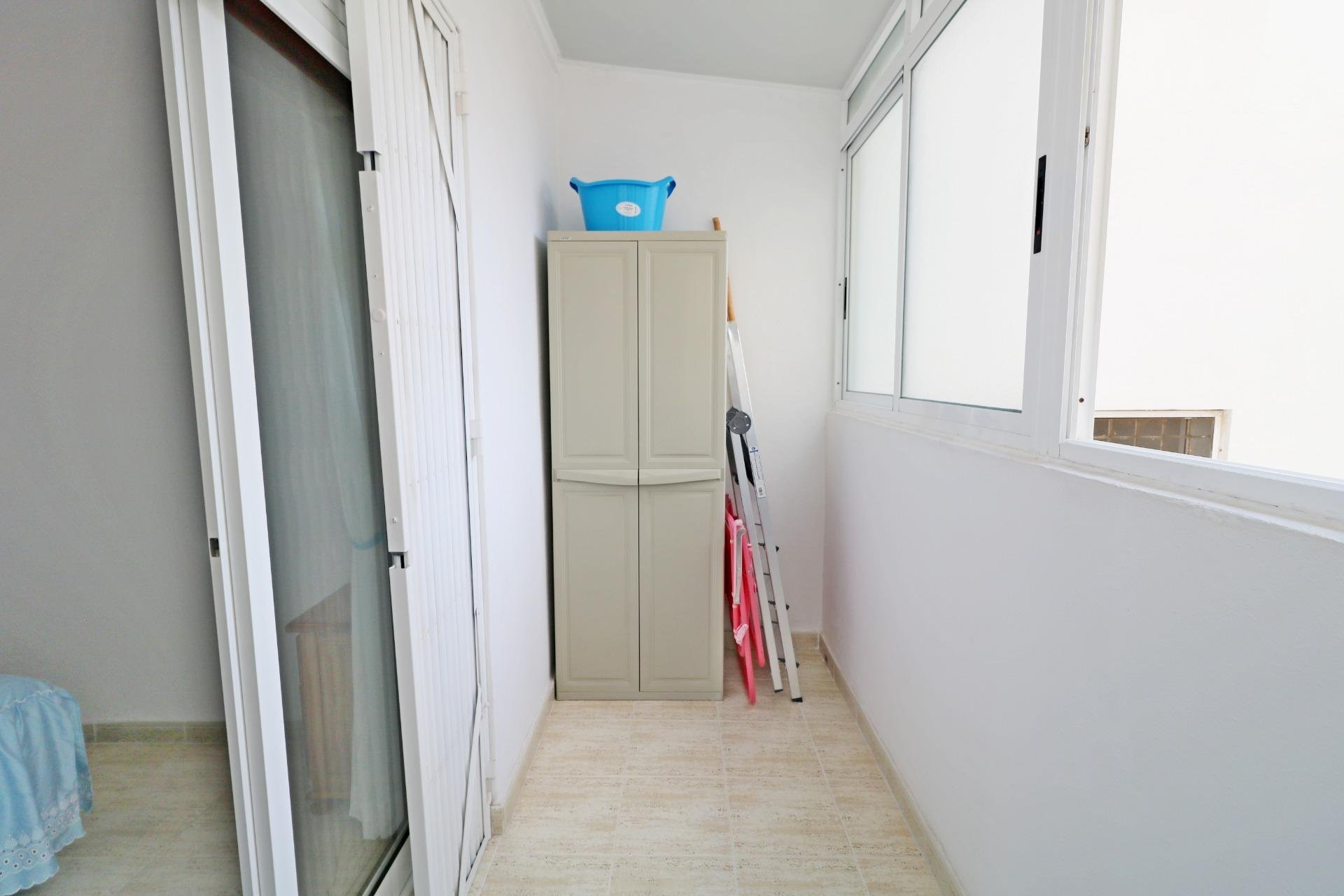 Herverkoop - Appartement -
Torrevieja - Acequion