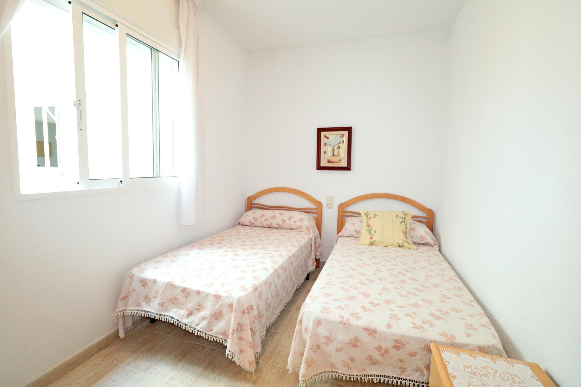 Herverkoop - Appartement -
Torrevieja - Acequion