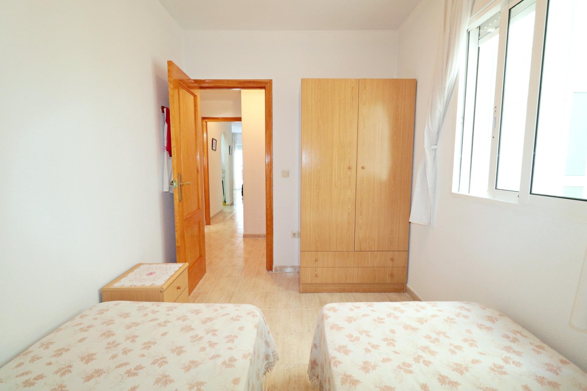 Herverkoop - Appartement -
Torrevieja - Acequion