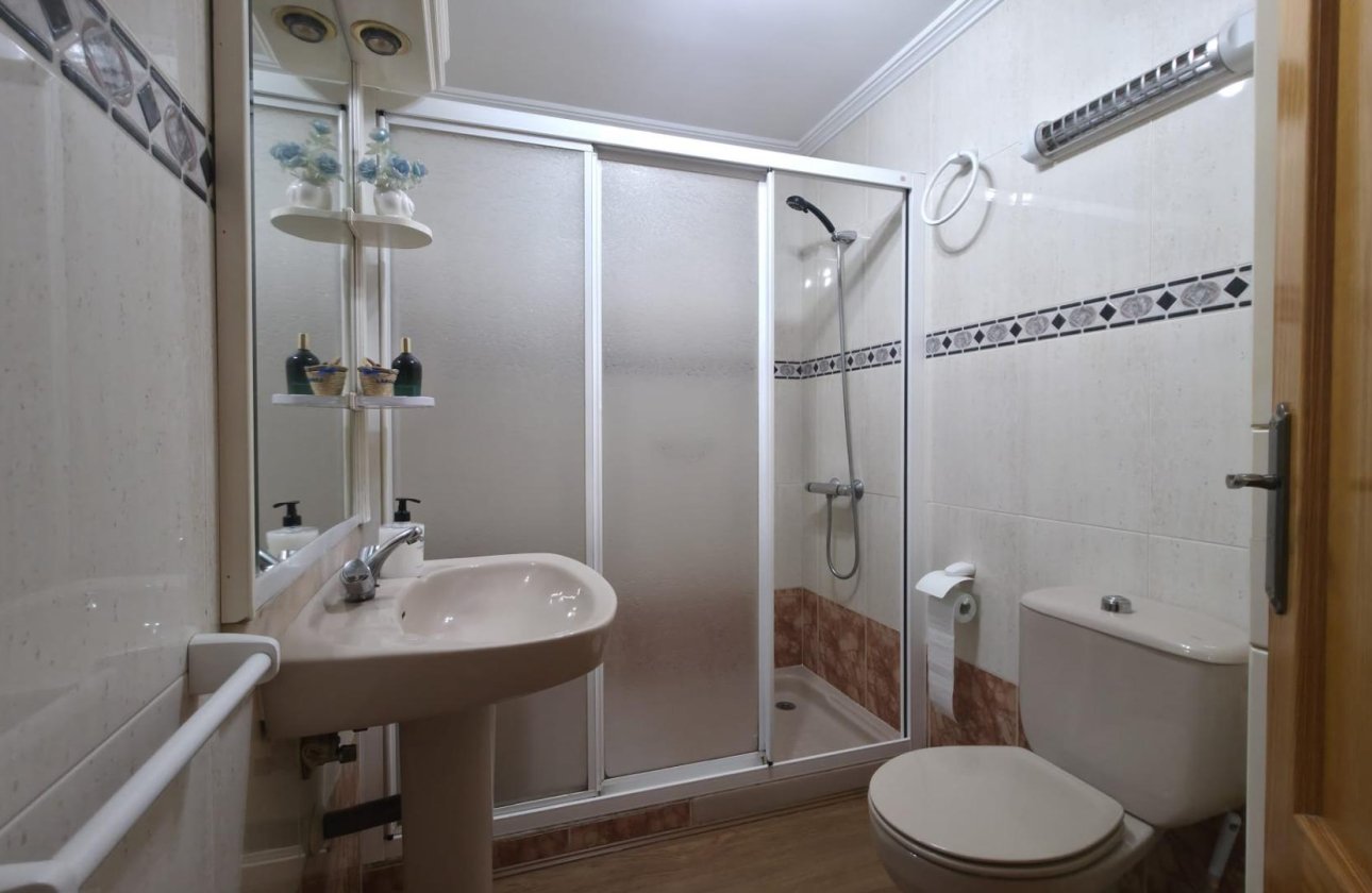 Herverkoop - Appartement -
Torrevieja - Acequion