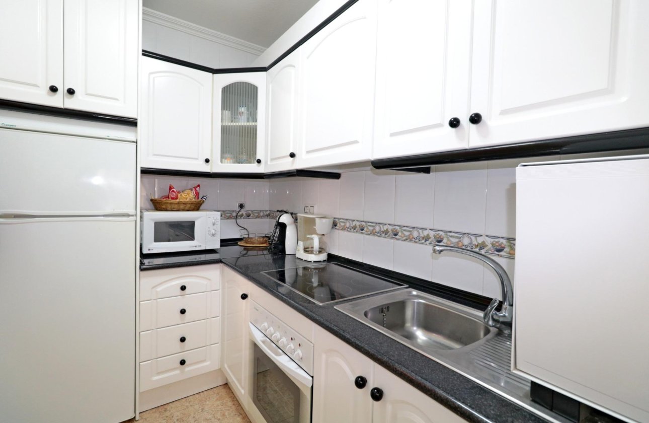 Herverkoop - Appartement -
Torrevieja - Acequion
