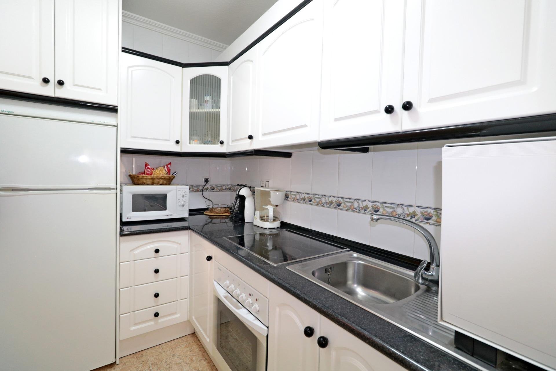 Herverkoop - Appartement -
Torrevieja - Acequion