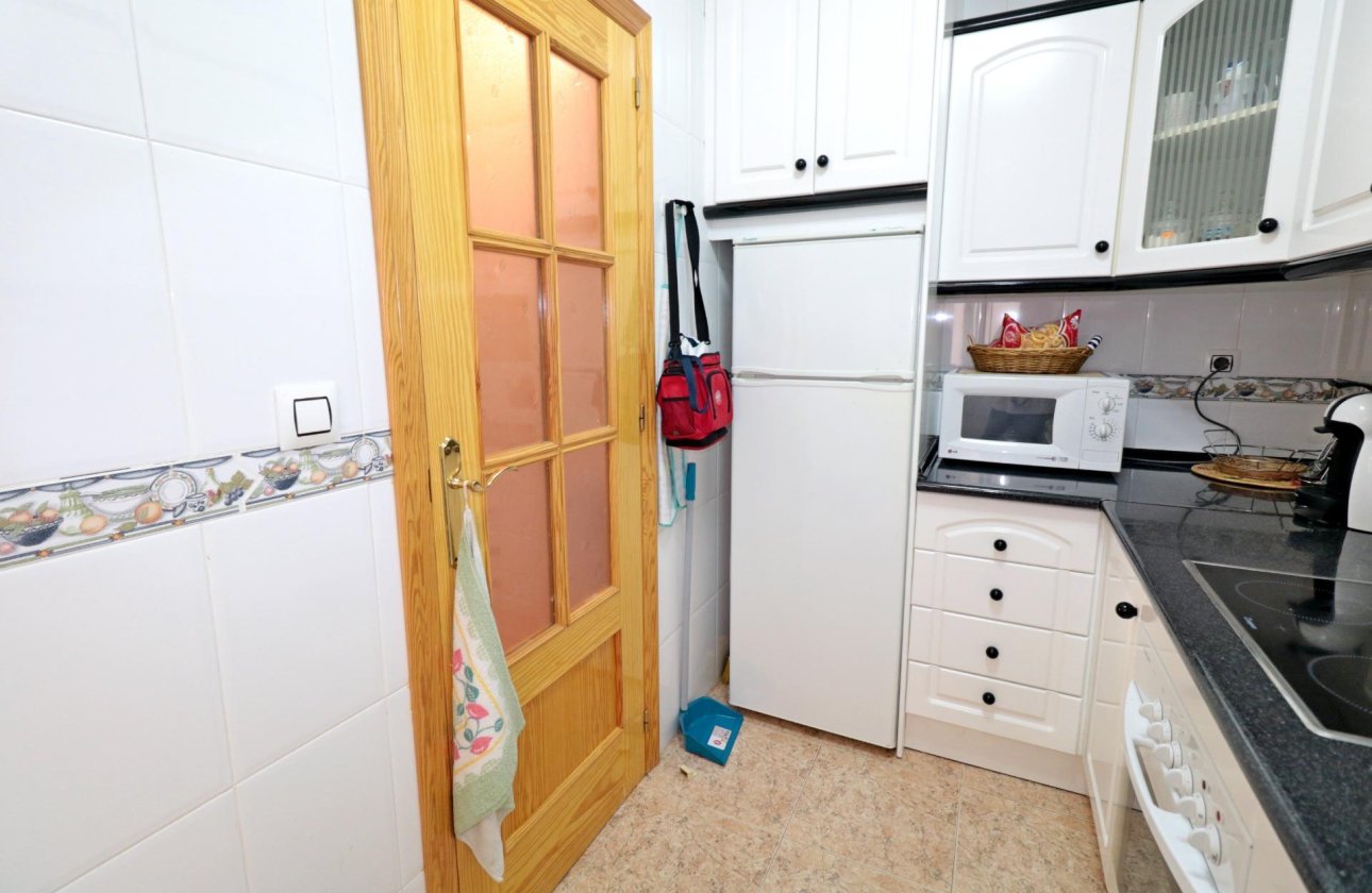 Herverkoop - Appartement -
Torrevieja - Acequion