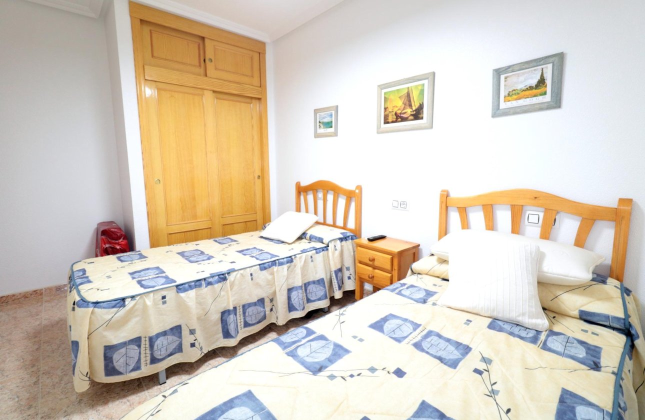 Herverkoop - Appartement -
Torrevieja - Acequion