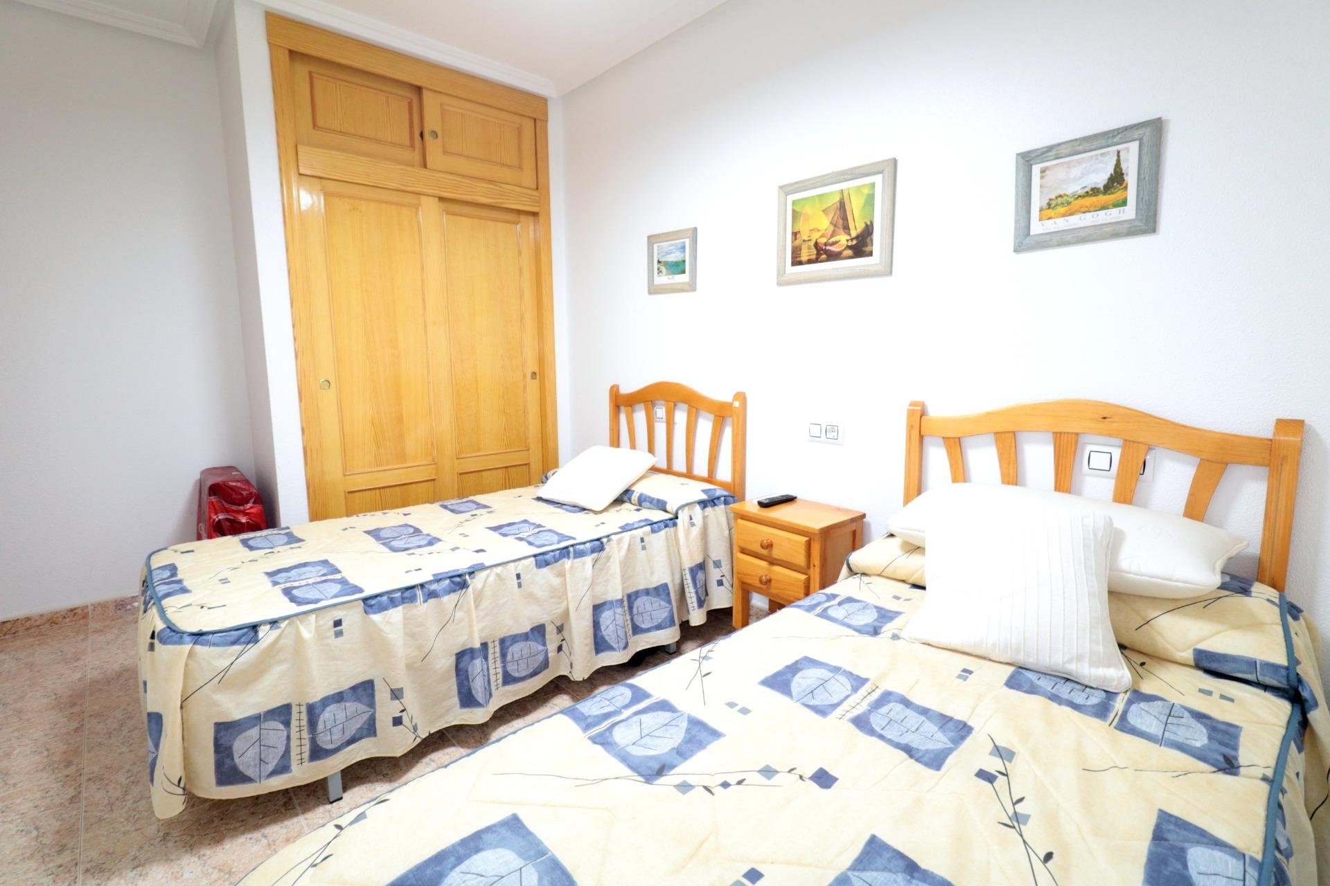 Herverkoop - Appartement -
Torrevieja - Acequion
