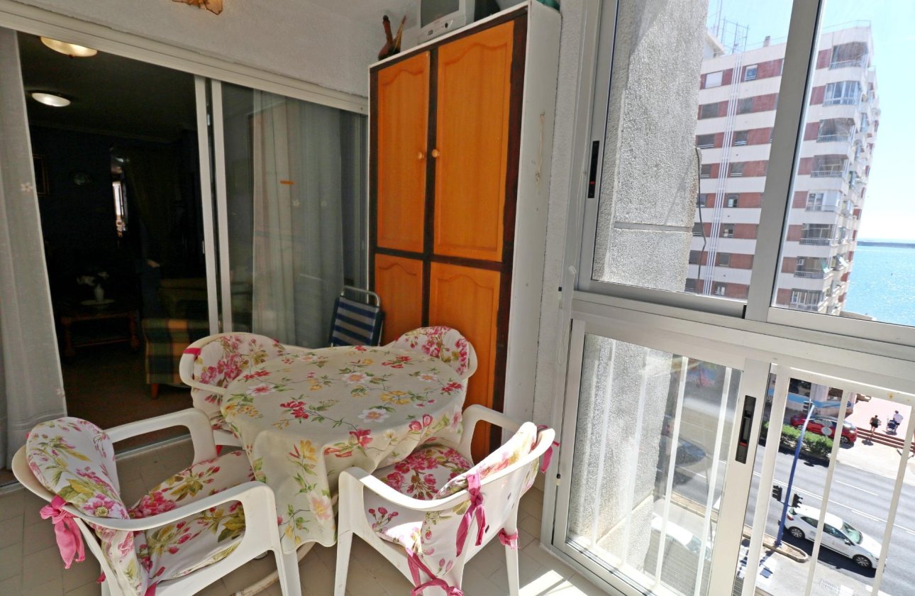 Herverkoop - Appartement -
Torrevieja - Acequion
