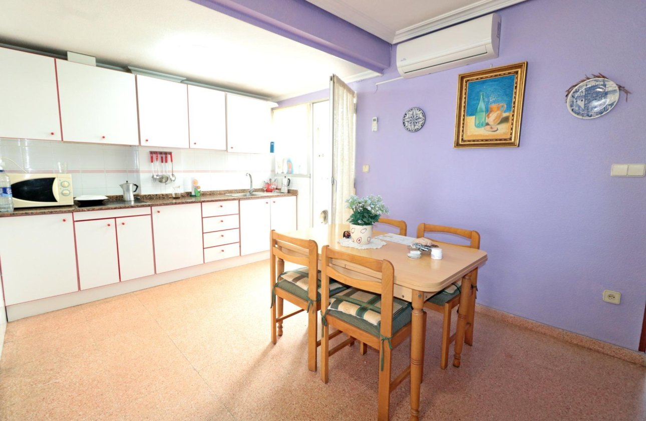 Herverkoop - Appartement -
Torrevieja - Acequion