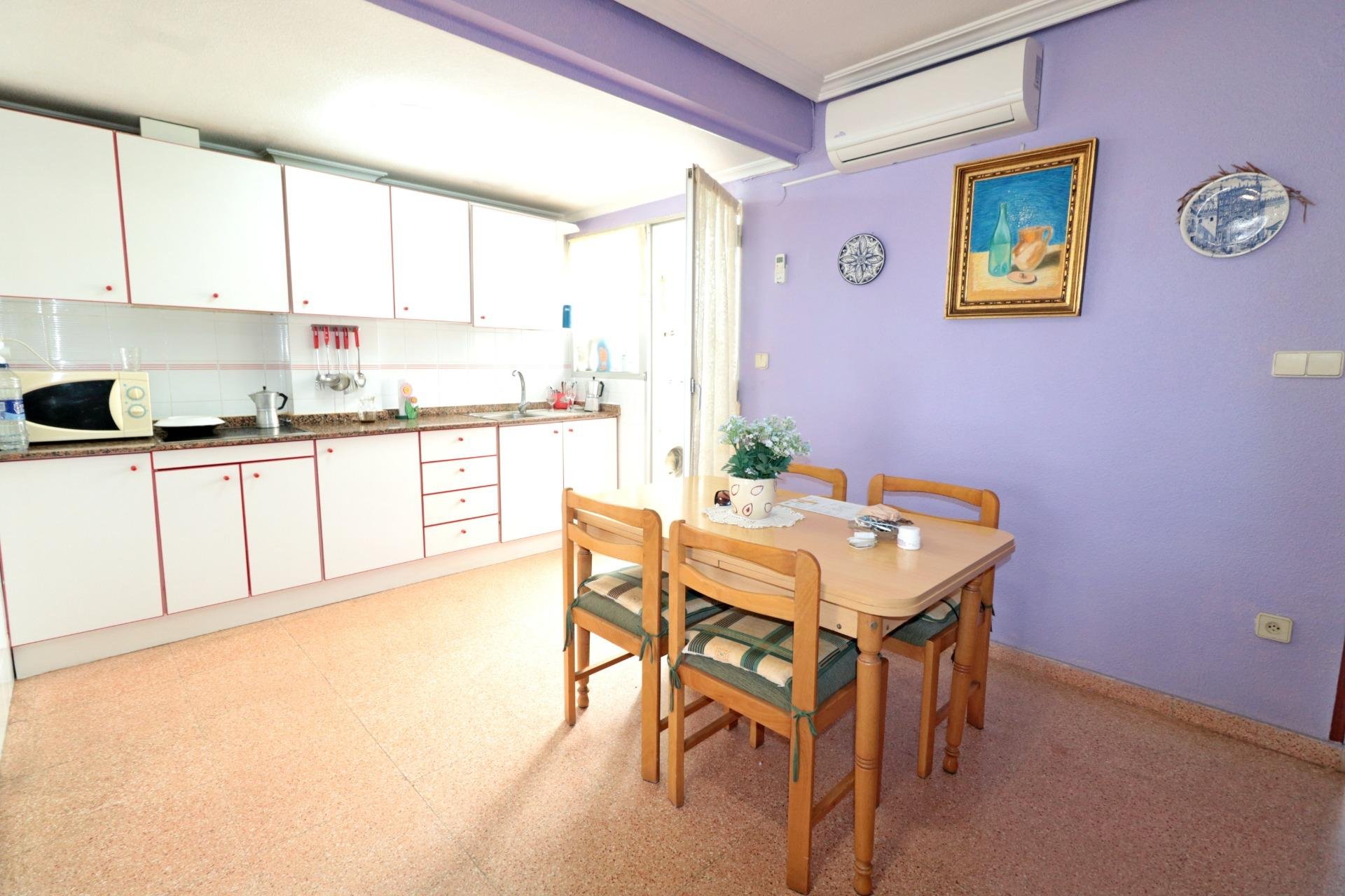 Herverkoop - Appartement -
Torrevieja - Acequion
