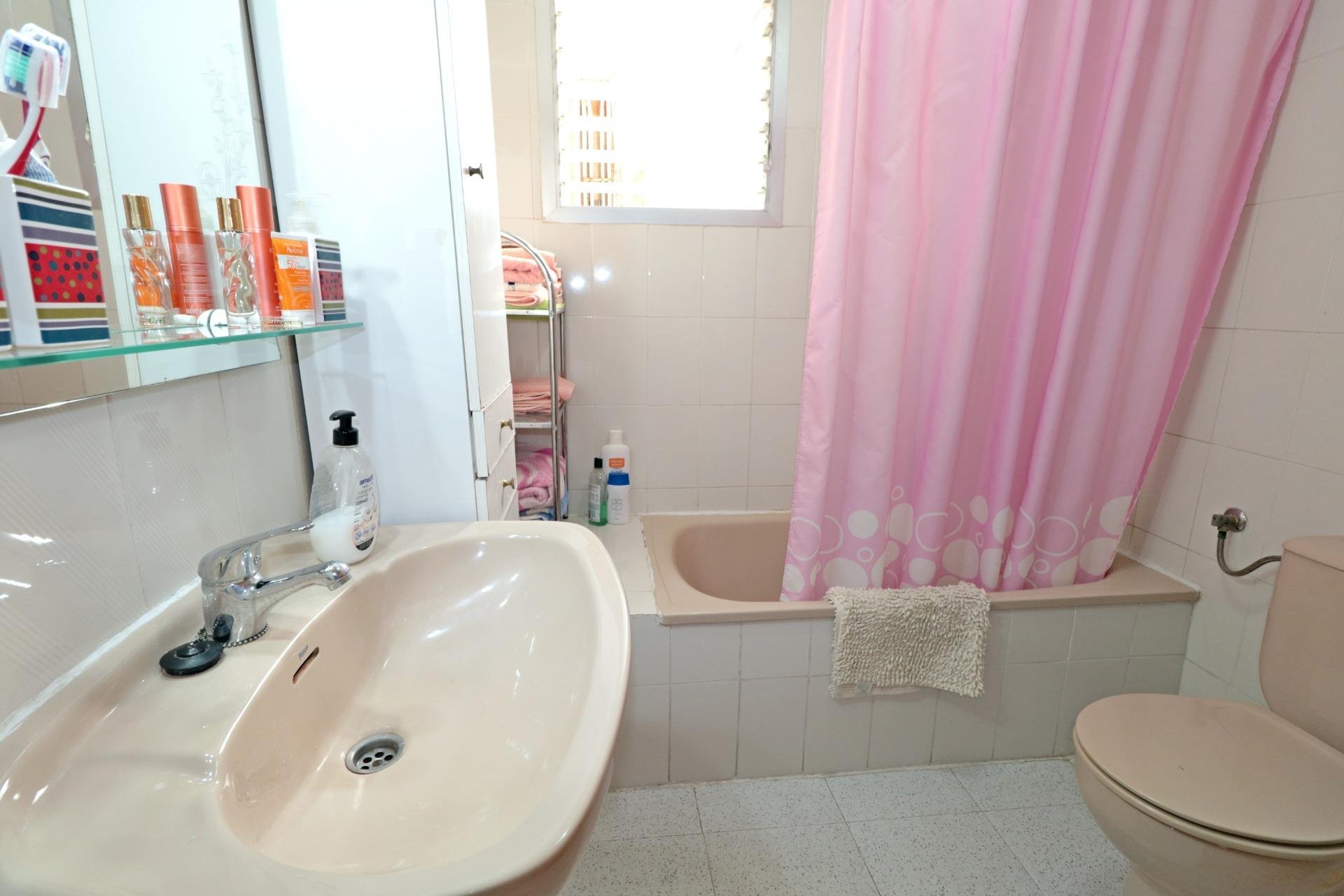 Herverkoop - Appartement -
Torrevieja - Acequion