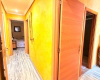 Herverkoop - Appartement -
Torrevieja - Acequion