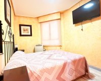Herverkoop - Appartement -
Torrevieja - Acequion