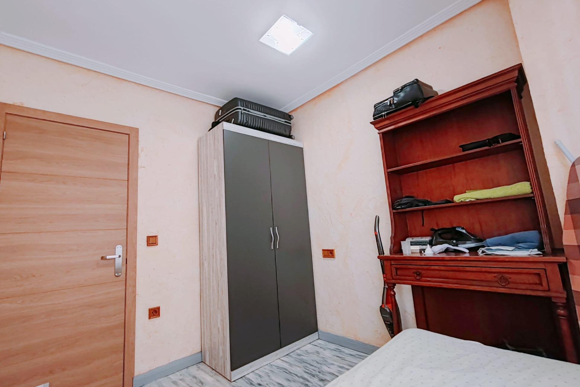 Herverkoop - Appartement -
Torrevieja - Acequion