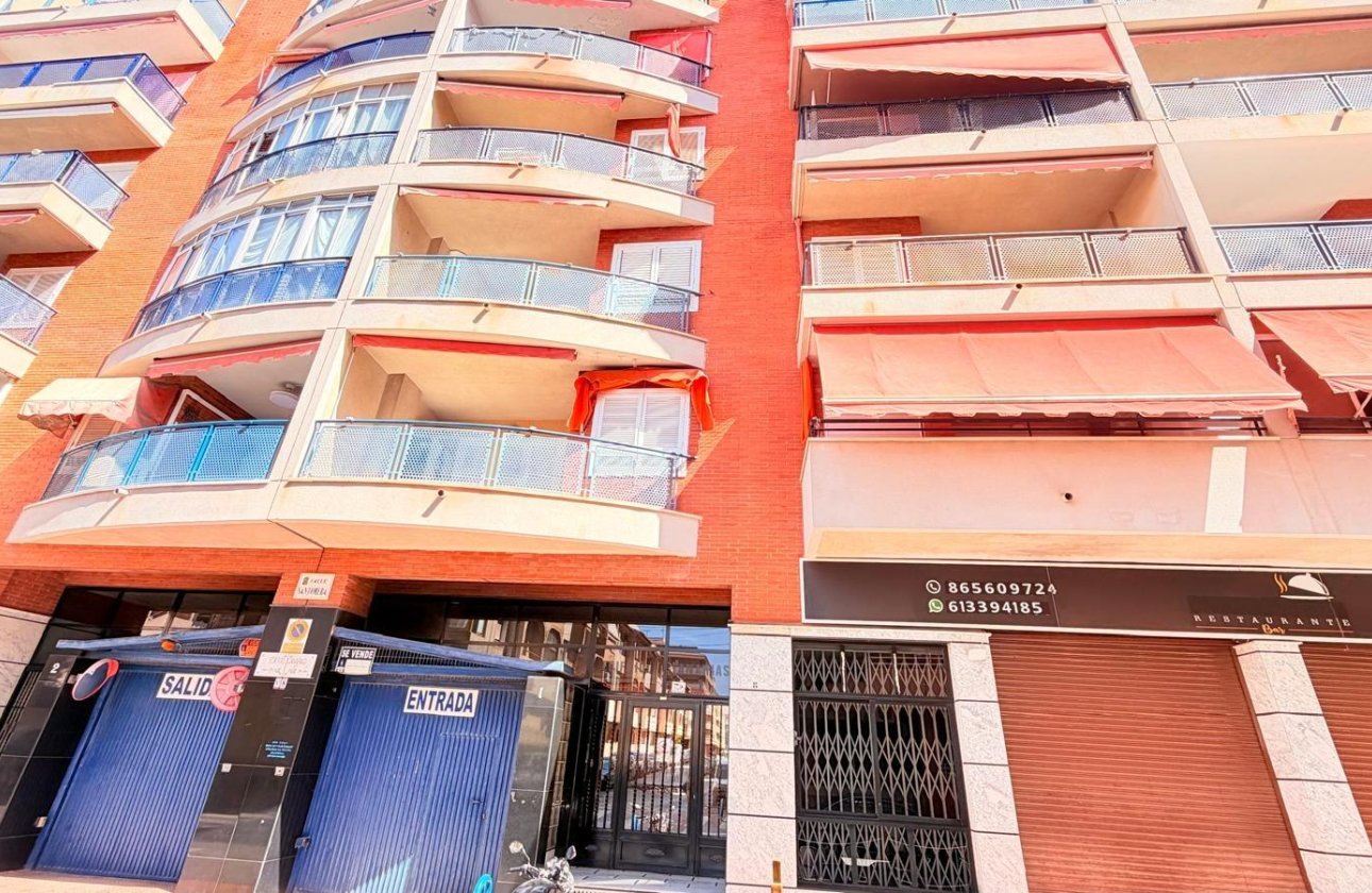 Herverkoop - Appartement -
Torrevieja - Acequion