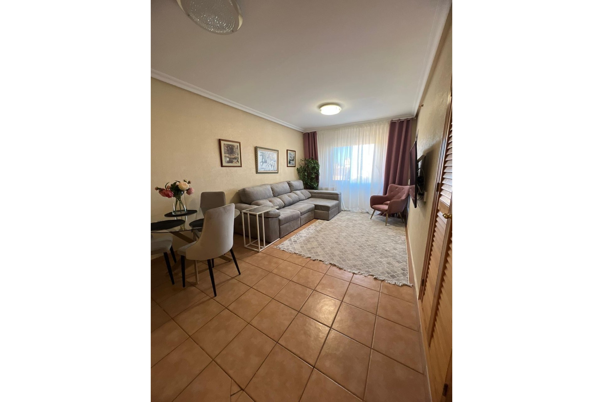 Herverkoop - Appartement -
Torrevieja - Aguas Nuevas