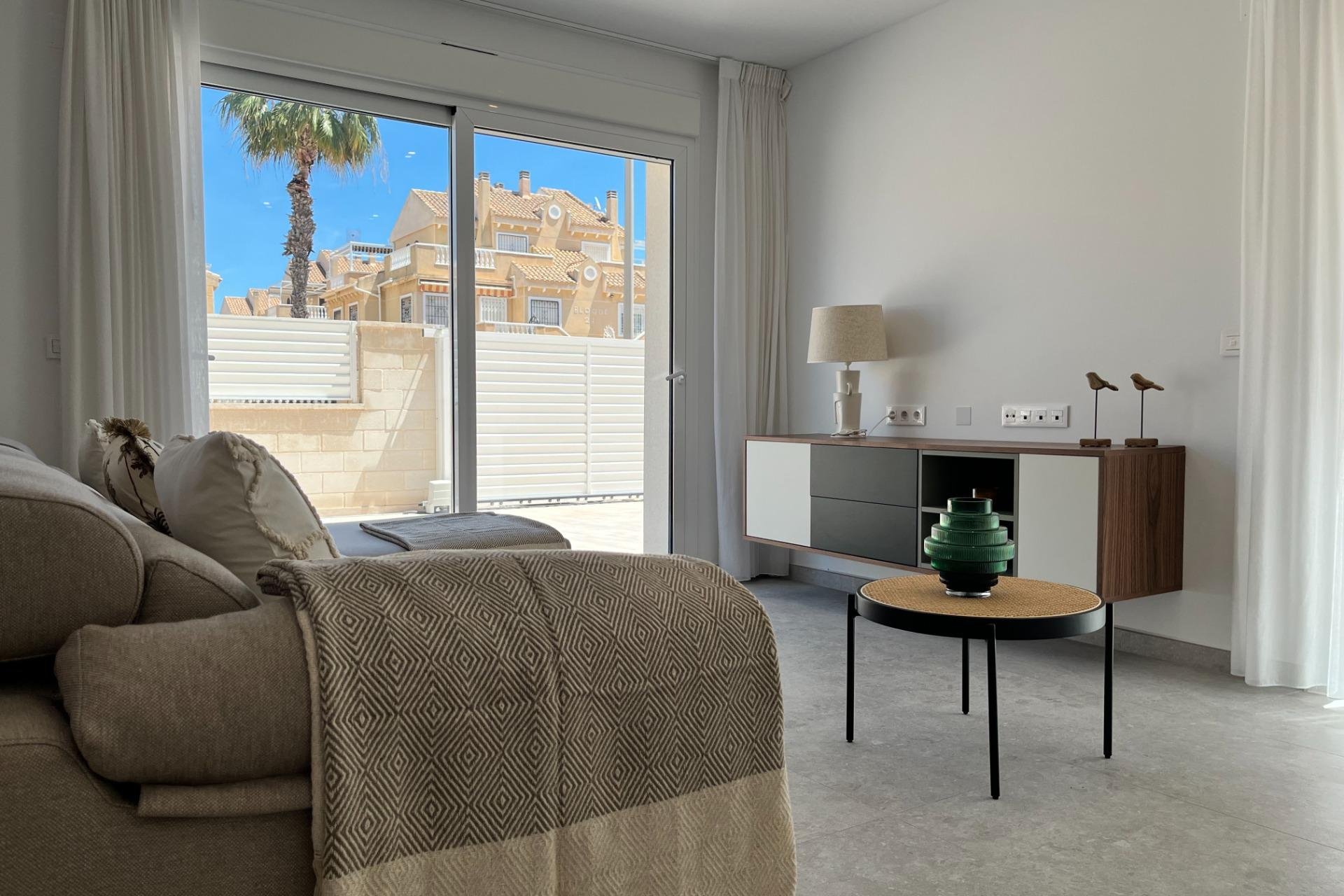 Herverkoop - Appartement -
Torrevieja - Aguas Nuevas