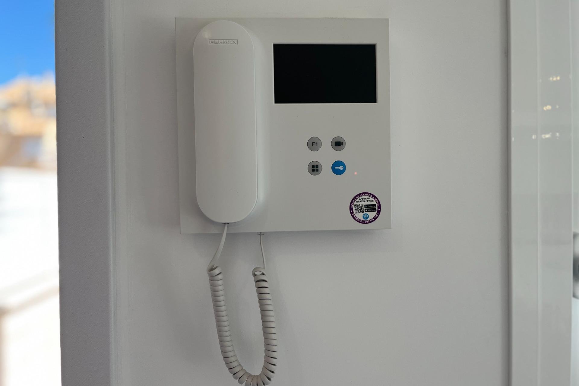 Herverkoop - Appartement -
Torrevieja - Aguas Nuevas