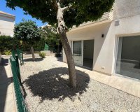 Herverkoop - Appartement -
Torrevieja - Aguas Nuevas