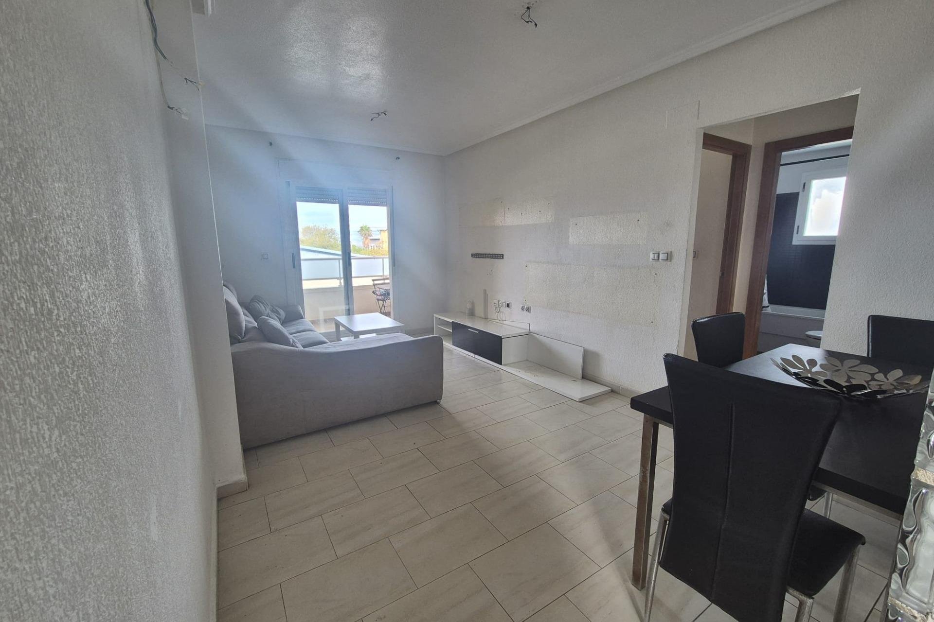 Herverkoop - Appartement -
Torrevieja - Aguas Nuevas