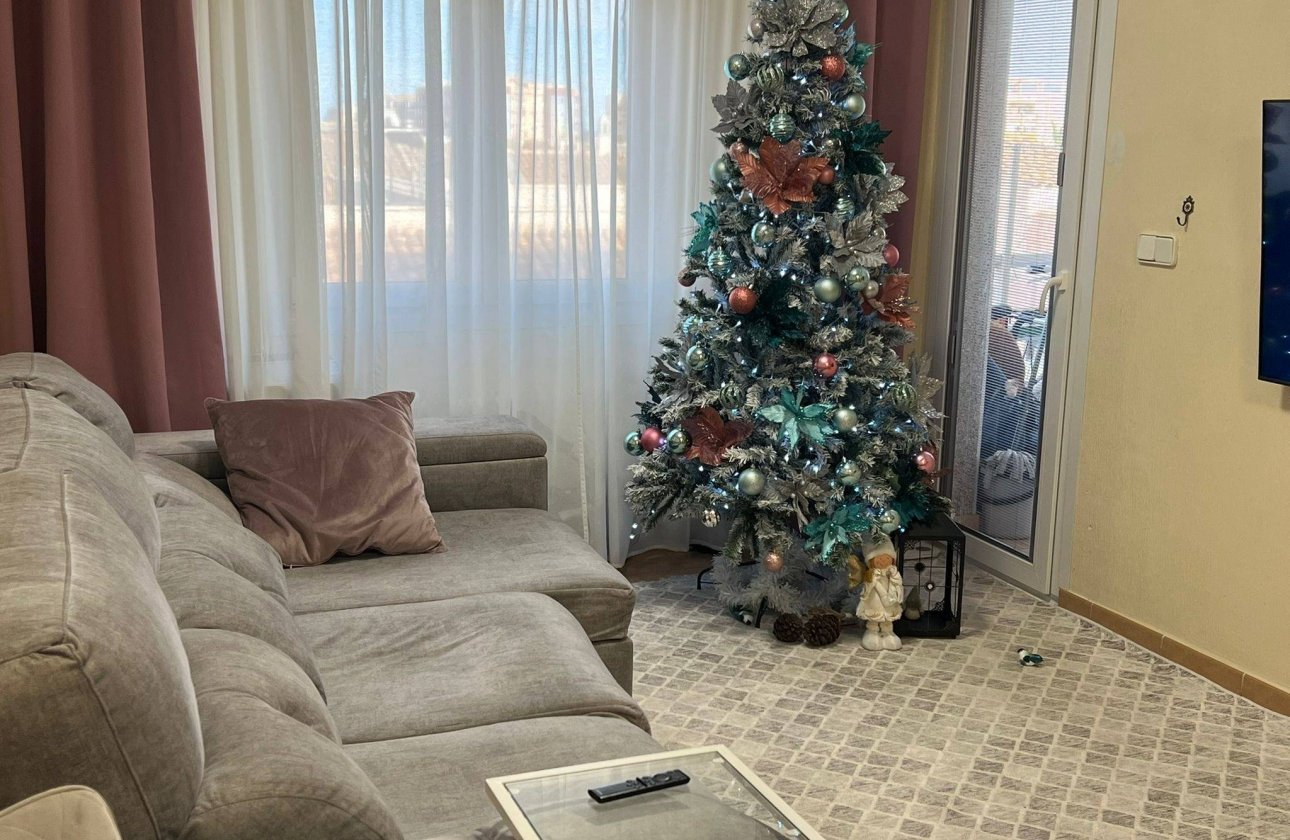 Herverkoop - Appartement -
Torrevieja - Aguas Nuevas