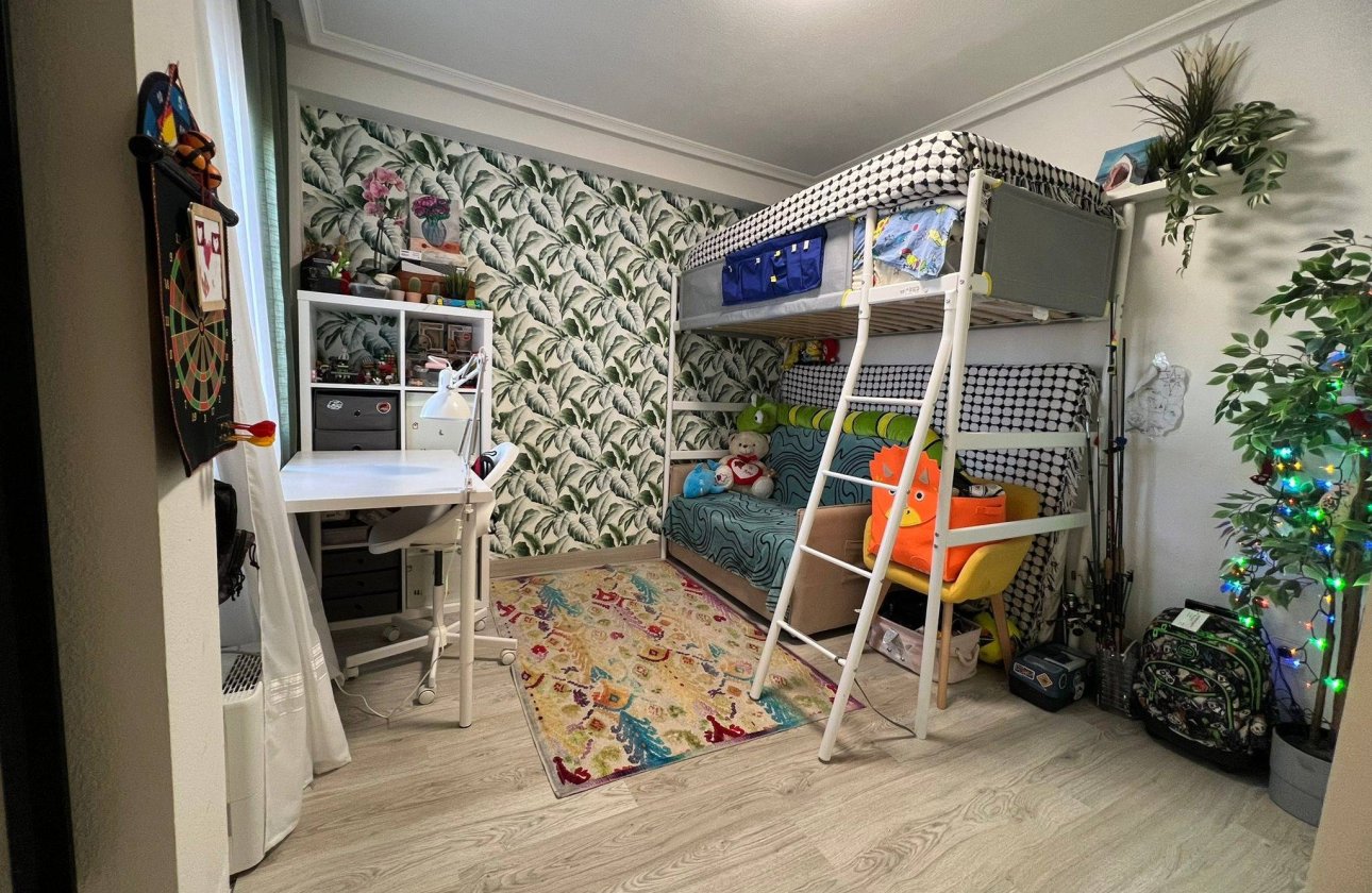 Herverkoop - Appartement -
Torrevieja - Aguas Nuevas