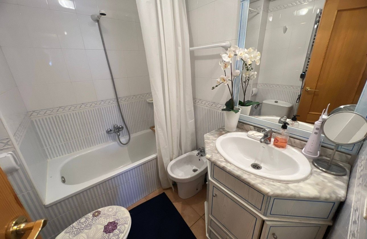 Herverkoop - Appartement -
Torrevieja - Aguas Nuevas