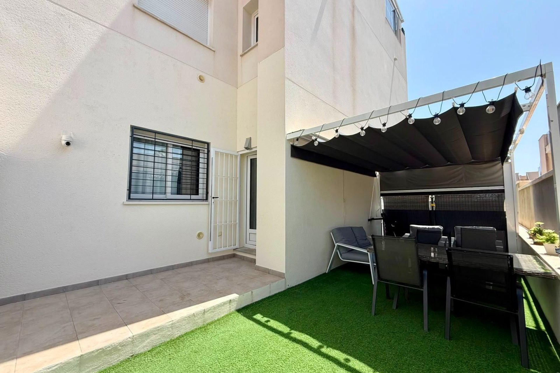 Herverkoop - Appartement -
Torrevieja - Aguas Nuevas