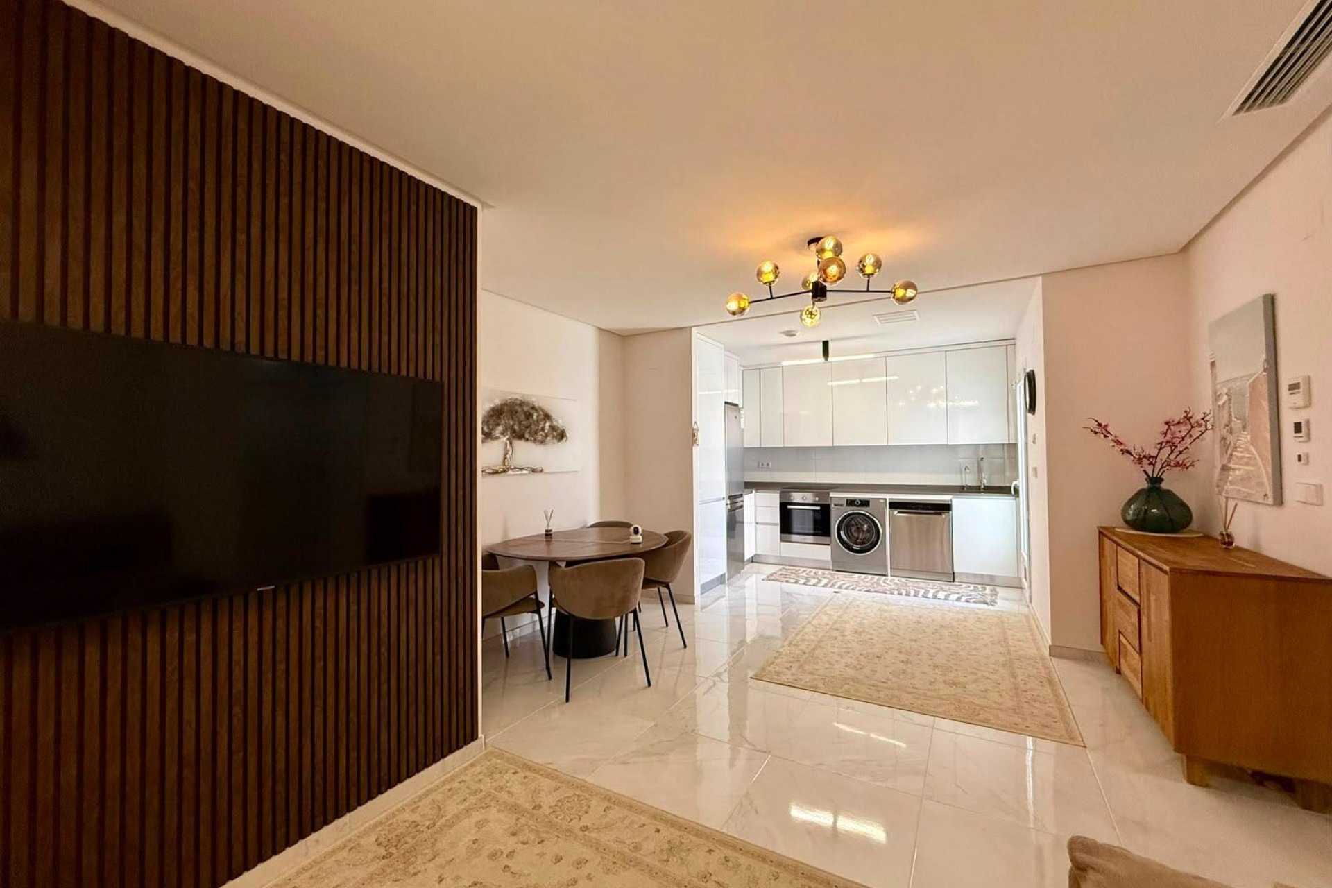 Herverkoop - Appartement -
Torrevieja - Aguas Nuevas