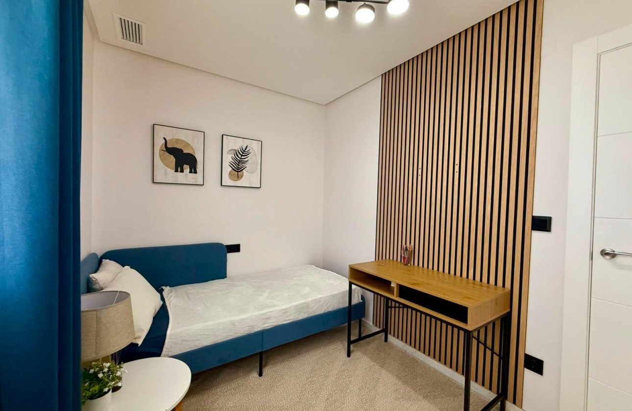 Herverkoop - Appartement -
Torrevieja - Aguas Nuevas