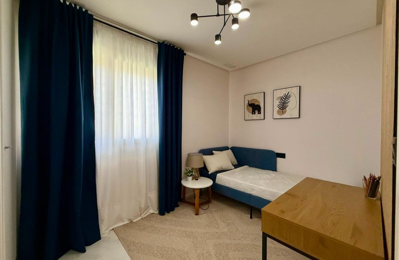 Herverkoop - Appartement -
Torrevieja - Aguas Nuevas