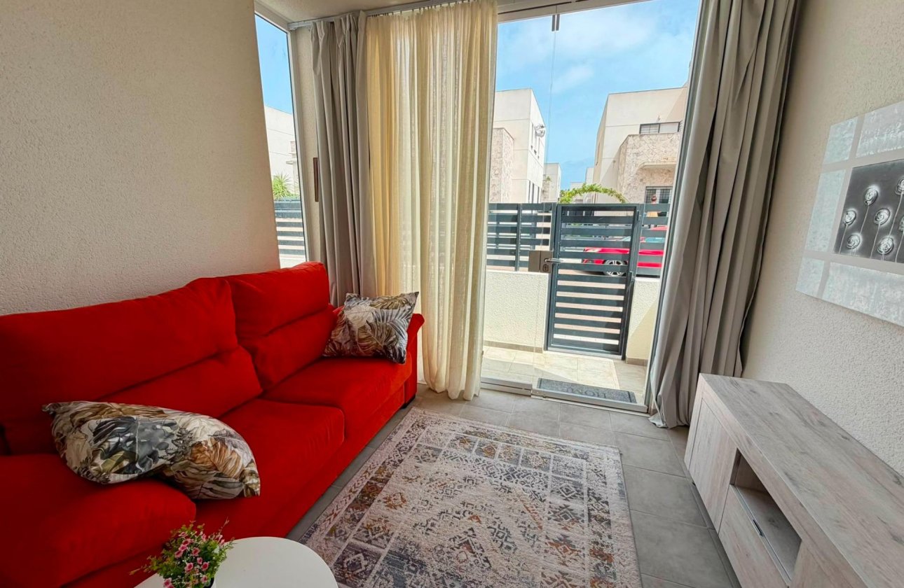 Herverkoop - Appartement -
Torrevieja - Aguas Nuevas
